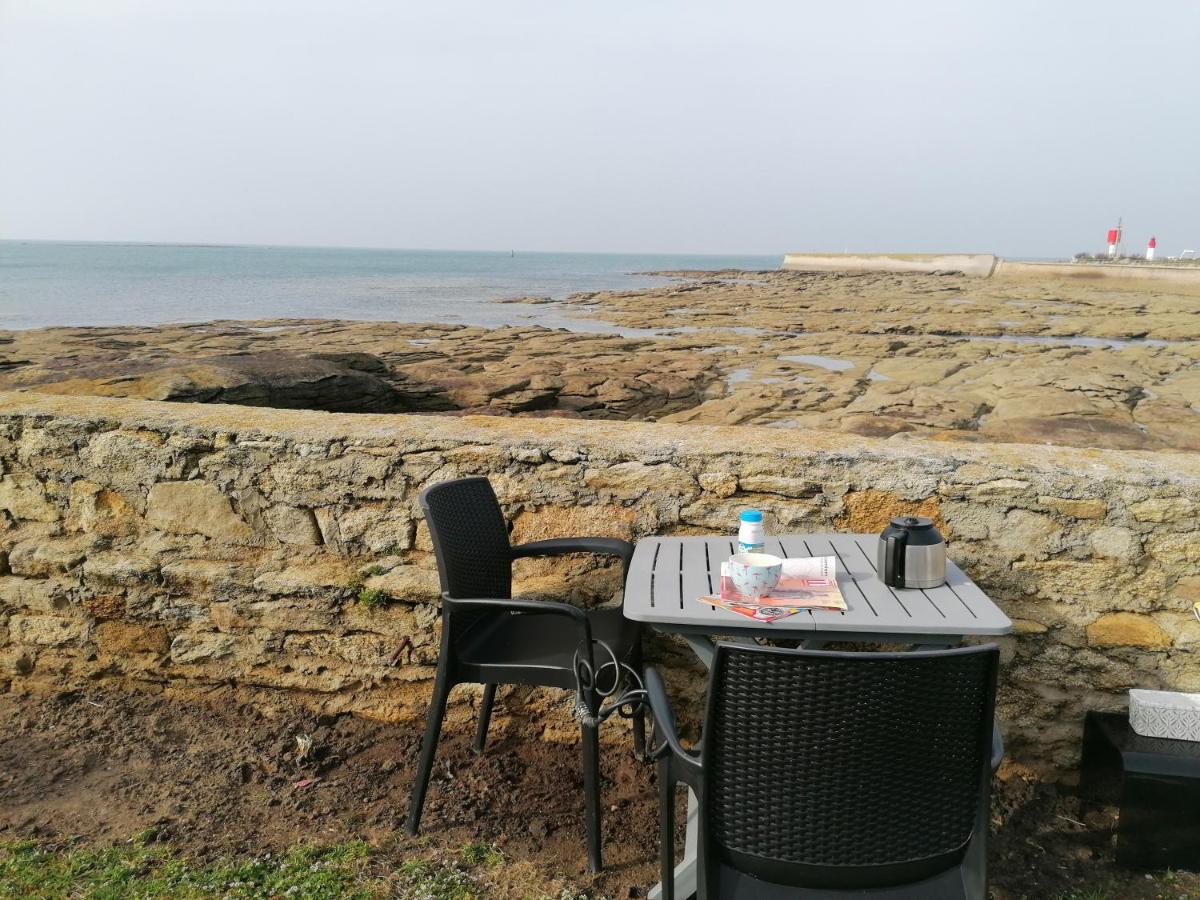 La Rose Des Mers Tréffiagat 외부 사진